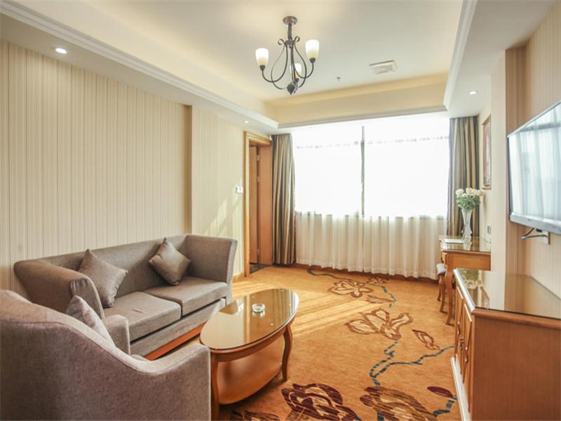 Vienna Hotel Fuzhou Linchuan Avenue Exteriör bild
